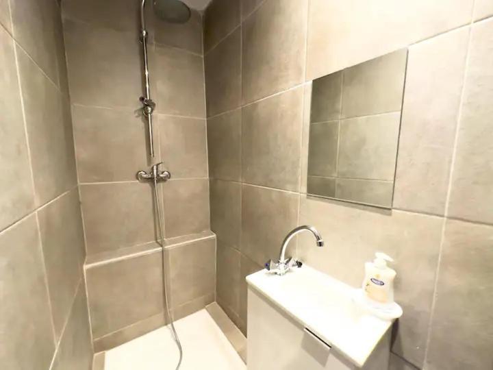 Appartement Cerf1-Centre Ville Meaux-Gare-Disney Buitenkant foto